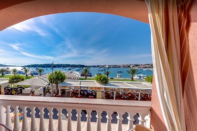 Schönes Apartment mit Meerblick – Belvi C1