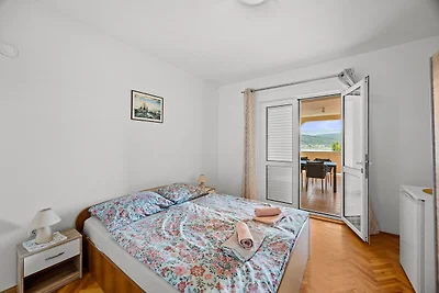Apartment Nikolina 1 mit Meerblick