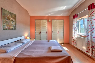 Cute Apartment Oscar in Pula