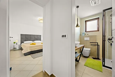 Sea Breeze Funtana Apartment A3