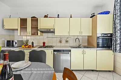 Charmante Dreizimmerwohnung in Meeresnähe