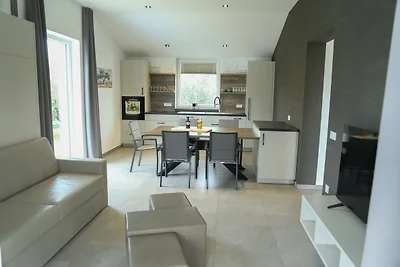 Oliva Serenity Apartment mit Pool