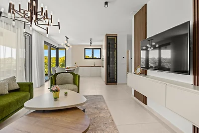 The Riviera Three - Luxury Waterfront...