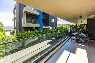 The Sunset - Luxury Waterfront Apartment