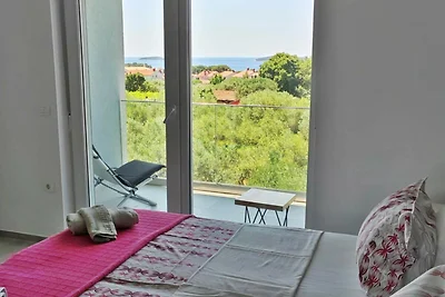 Villa mit Pool und Meerblick in Fazana -...