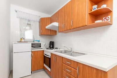 Family Apartment Stinjan with Garden View