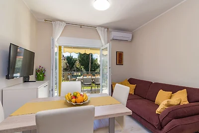 Modern, Elegant Apartment Laurus (Rosemary)