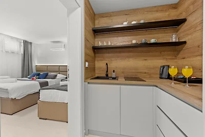 The Marina Studio - Waterfront Residence