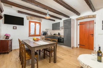 Villa Marceta mit Gemeinschaftspool