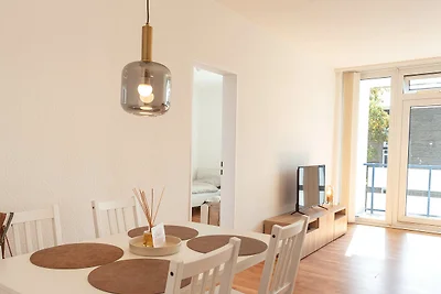 MET01 Ferienwohnung mit Balkon