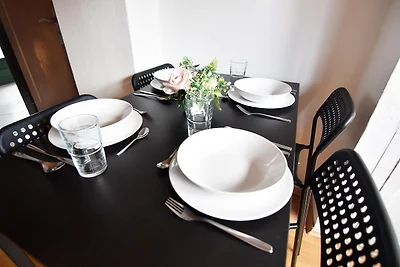 HE01 Ferienwohnung mit Terrasse