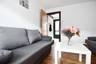 HE01 Ferienwohnung mit Terrasse