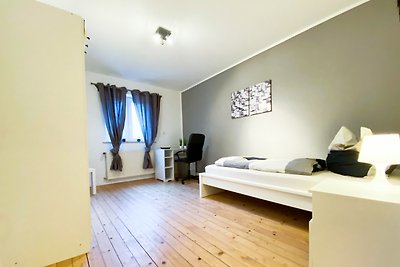 SLR01 Ferienwohnung in Sankt Leon-Rot