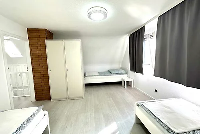 KR03 Haus mit Garten in Krefeld