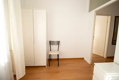B21 Apartment mit Balkon in Bergisch Gladbach