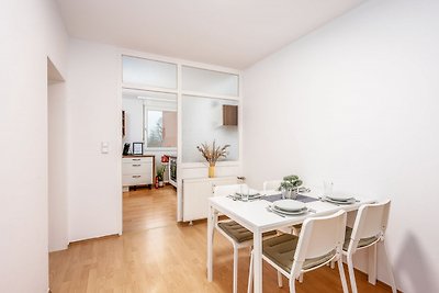 LP01 Ferienwohnung mit Garten