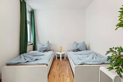 AP05a Schöne Ferienwohnung in Apolda