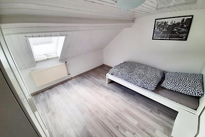 BÜ02 Ferienwohnung in Büdesheim