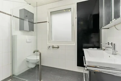 Geräumige Wohnung mit Veranda in Celle