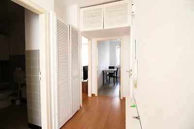 B21 Apartment mit Balkon in Bergisch Gladbach