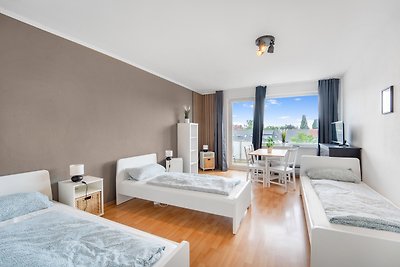 HAN39 Apartment mit Balkon in Laatzen bei Hannover Messenähe