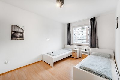 HAN39 Apartment mit Balkon in Laatzen bei Hannover Messenähe