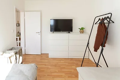 MET01 Ferienwohnung mit Balkon