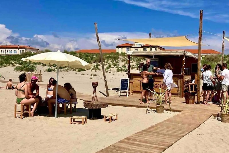 "The Beach" establishment with its chiringuito style bar