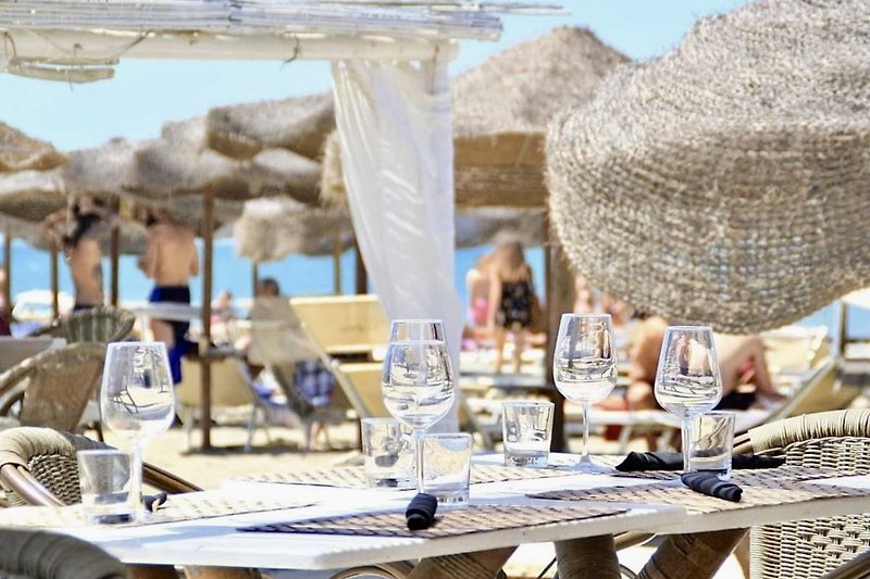 Lunch time by the beach at "La Siesta"