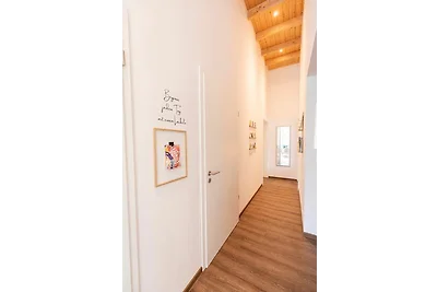 Hello Holidays: Wellenreiter | Penthouse | Sa...