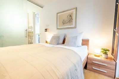 Hello Holidays: Lichtermeer | Seeterrasse |...