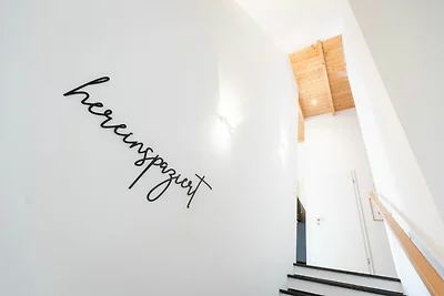 Hello Holidays: Wellenreiter | Penthouse | Sa...