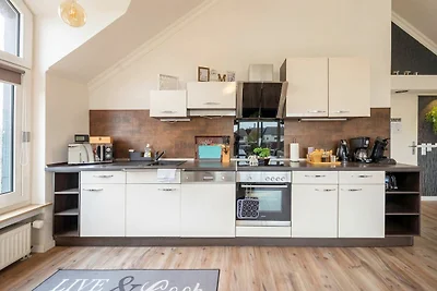 Penthouse Ammerblick - Sauna, Panorama & zent...