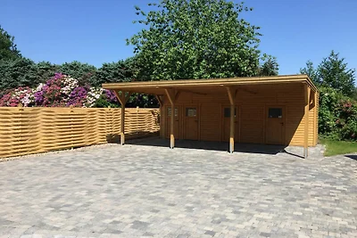 Hello Holidays: Sonnenglut | Seeterrasse | Sa...