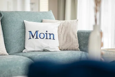 Hello Holidays: Segel setzen | Seeterrasse |...