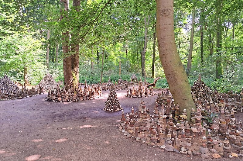 Steinmännchen im Tiergartenwald