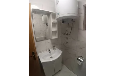 Apartments Tisno - Ein-Zimmer-Apartment...