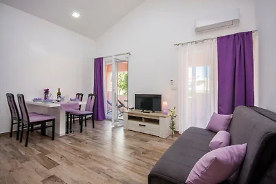 Apartment Perla - two bedroom apartment with ...