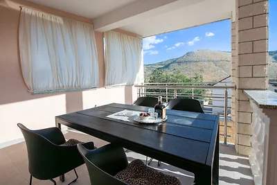 Studio Apartment Miro