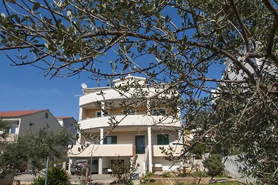 Apartments Vukičević - Karla with sea view