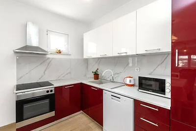 Apartments Alaga - C