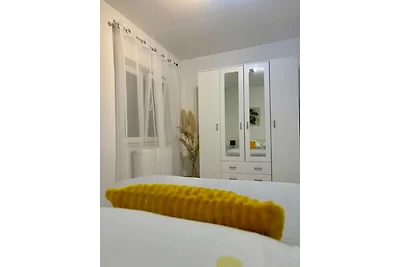 Rural Apartment Ante