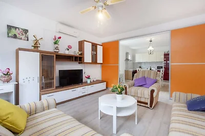 Apartments Alaga - C