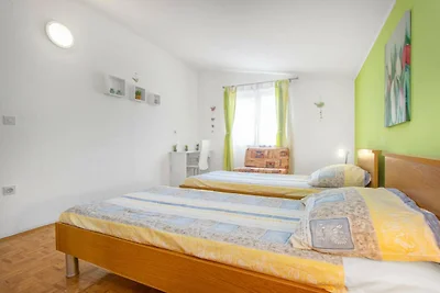 Apartments Alaga - B4+2