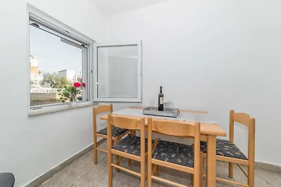 Apartments Nikol - Zwei-Zimmer-Wohnung A1