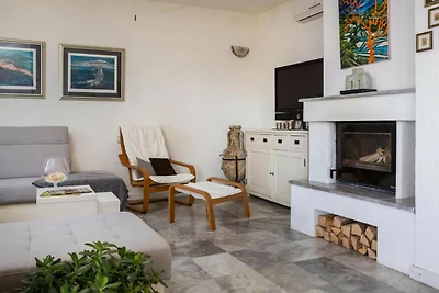 Villa Nensi - Haus mit fünf Schlafzimmern und...
