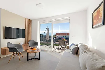 Apartments Velic - Apartment mit Terrasse B