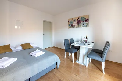 Apartments Miro - Ein-Zimmer-Wohnung