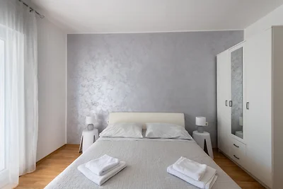Studio Apartment Miro