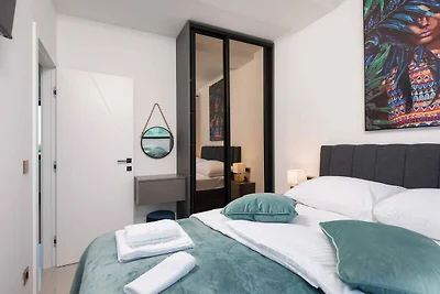Villa Larimar – Haus am Meer mit drei...